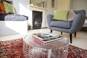 Eson2 - The Holland Park Hideaway