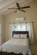 The Discovery Bay Lux Apartment