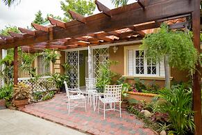 Centrally Located Guest Apartments III