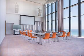 Radisson Blu Hotel, Larnaca
