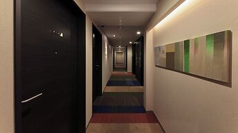 KUROMON Crystal Hotel