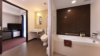 KUROMON Crystal Hotel