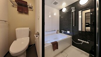 KUROMON Crystal Hotel