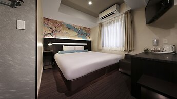 KUROMON Crystal Hotel