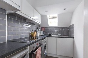 Eson2 - The South Kensington Loft