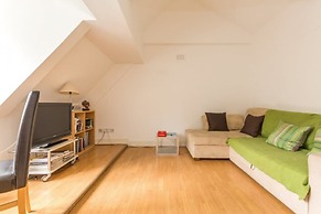 Eson2 - The South Kensington Loft