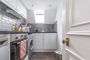 Eson2 - The South Kensington Loft