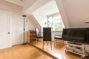 Eson2 - The South Kensington Loft