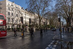 Eson 2 - The Westbourne Terrace Cocoon