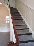 Apartment 9 Robertson Villas