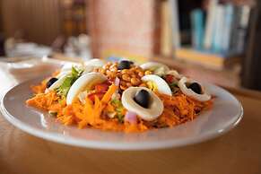 Golden Hill Parker Hotel