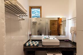 Golden Hill Parker Hotel