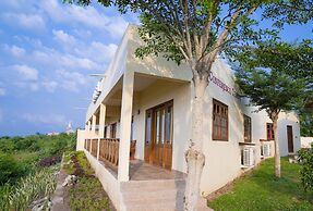 Golden Hill Parker Hotel