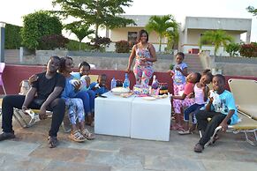 Golden Hill Parker Hotel