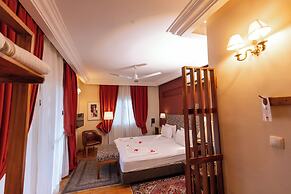 Golden Hill Parker Hotel