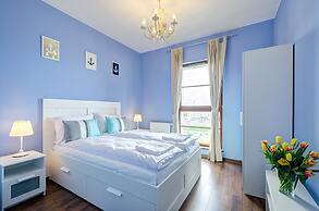 Live & Travel Apartments