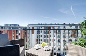 Live & Travel Apartments