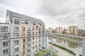 Live & Travel Apartments