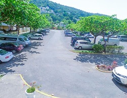 Sword Fish Beach Suite at Turtle Towers