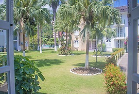 Conch Shell Beach Studio at Sandcastles Resort