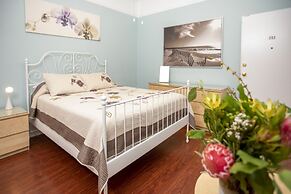 Hayes Valley Inn