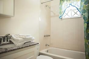 Island Blues Cottage at Draxhall Country Club