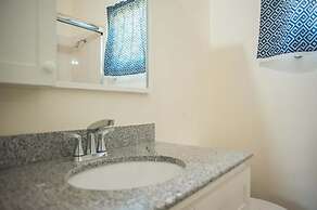 Island Blues Cottage at Draxhall Country Club