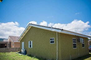 Island Blues Cottage at Draxhall Country Club