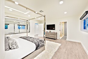 Beverly Hills Luxury Modern Palace