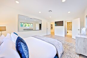 Beverly Hills Luxury Modern Palace