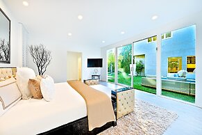 Beverly Hills Luxury Modern Palace