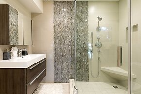 Beverly Hills Luxury Modern Palace