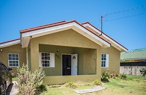 Pearl Island Cottage at Draxhall Country Club
