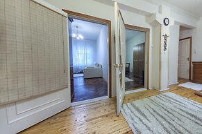 Apartments on Marata 14