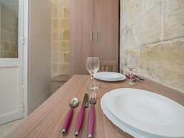 Valletta Holiday Old Theatre Lane