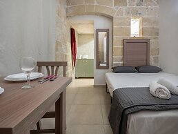 Valletta Holiday Old Theatre Lane