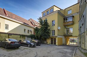 German 18 - Luxury Vilnius Apartment