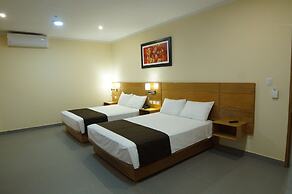 Aguila Dorada Selva Hotel