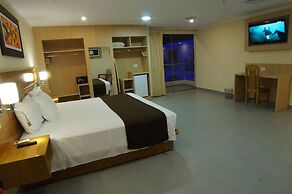 Aguila Dorada Selva Hotel