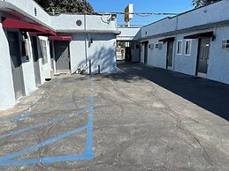 Griffith Park Motel - LA Hollywood Area