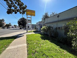 Griffith Park Motel - LA Hollywood Area