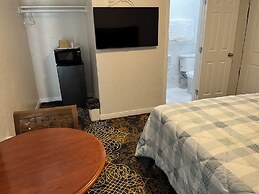 Griffith Park Motel - LA Hollywood Area