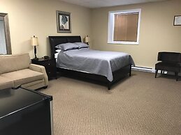 Riverview Suites