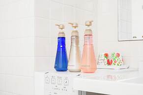 Mr. Kinjo inn D-buil