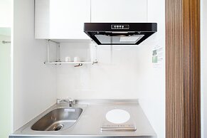 Mr. Kinjo inn D-buil