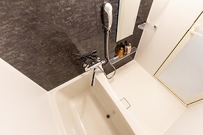 Mr.KINJO in Nica’s Makishi Station