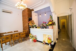 Shark Hotel - Hostel