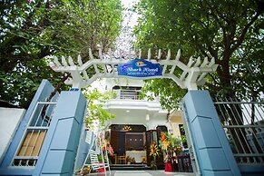 Shark Hotel - Hostel