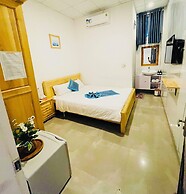 Shark Hotel - Hostel
