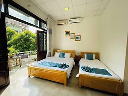 Shark Hotel - Hostel